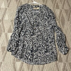 Vintage Faded Glory Navy and White Floral Blouse